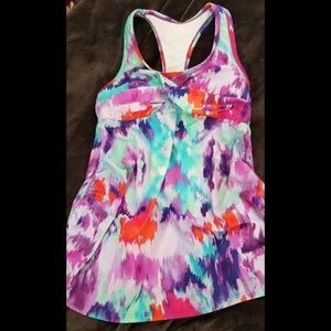 Watercolor sports tank side gathering & twist top